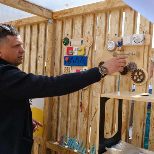 Производством товаров для детей в Новосибирске занимаются более 350 компаний