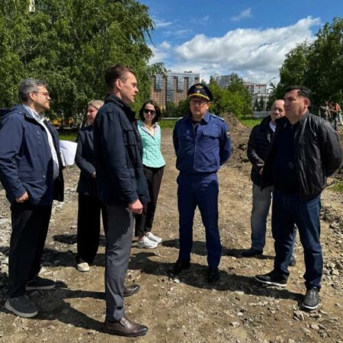 Мэру Новосибирска вынесли предостережение за парковые проекты
